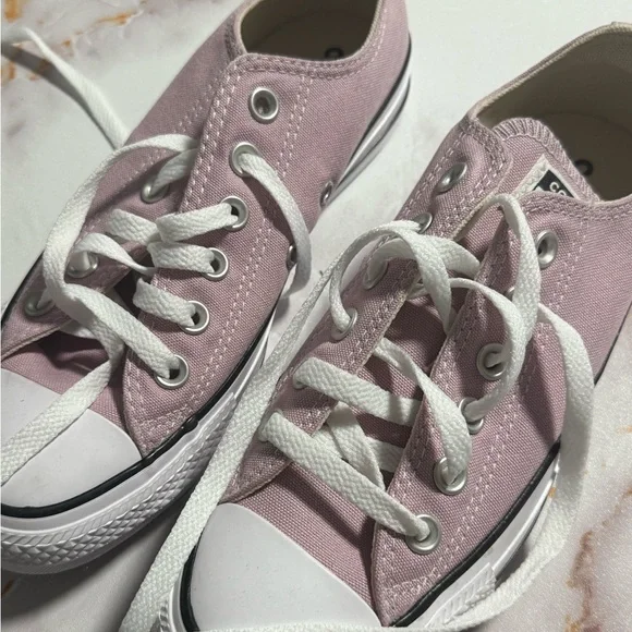 Converse Light Pink Canvas Shoes - Picture 2 of 3